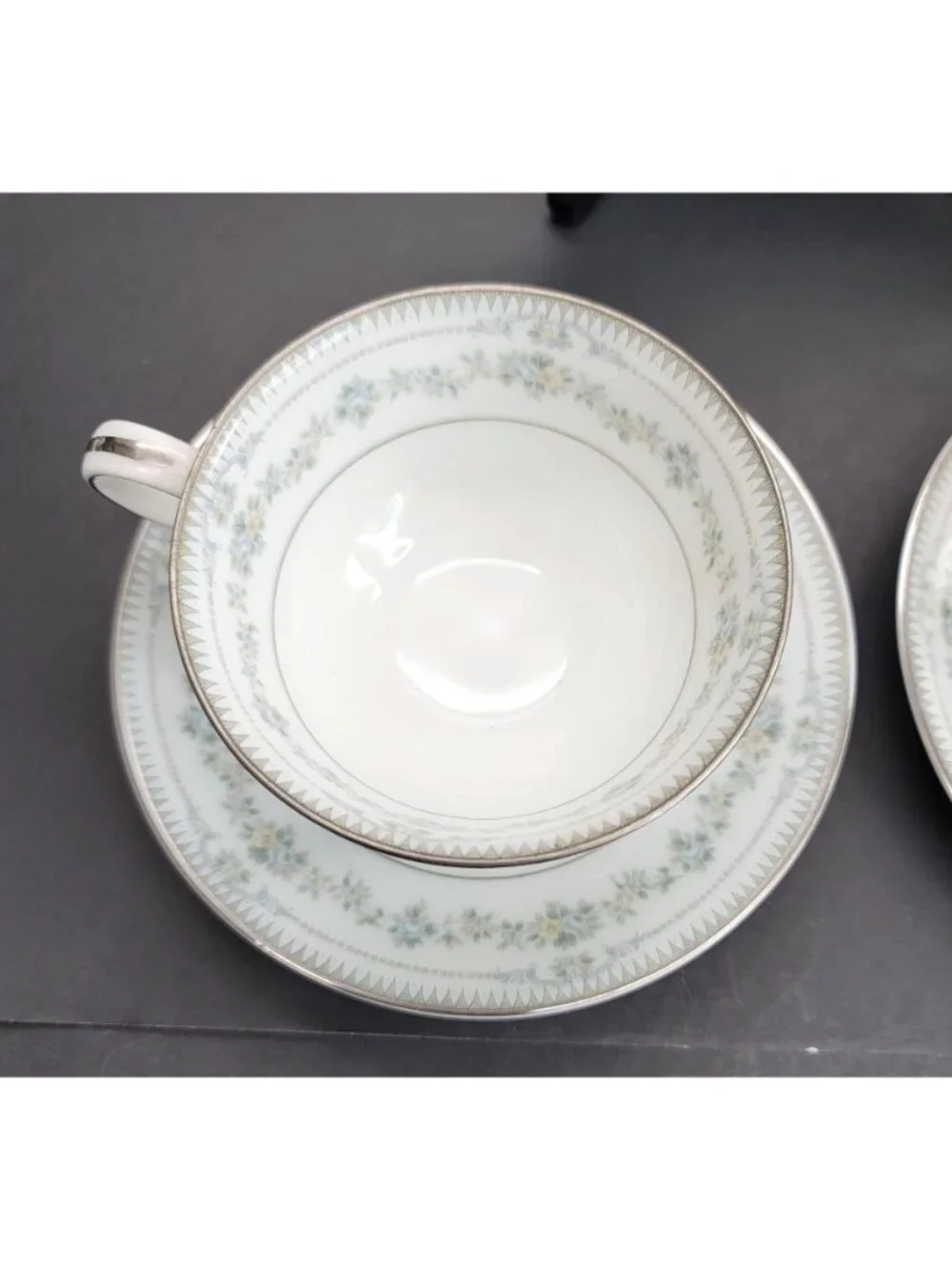Noritake Norwood Tea Cups and Saucers Set of 3 White Silver Floral Japan Cr157